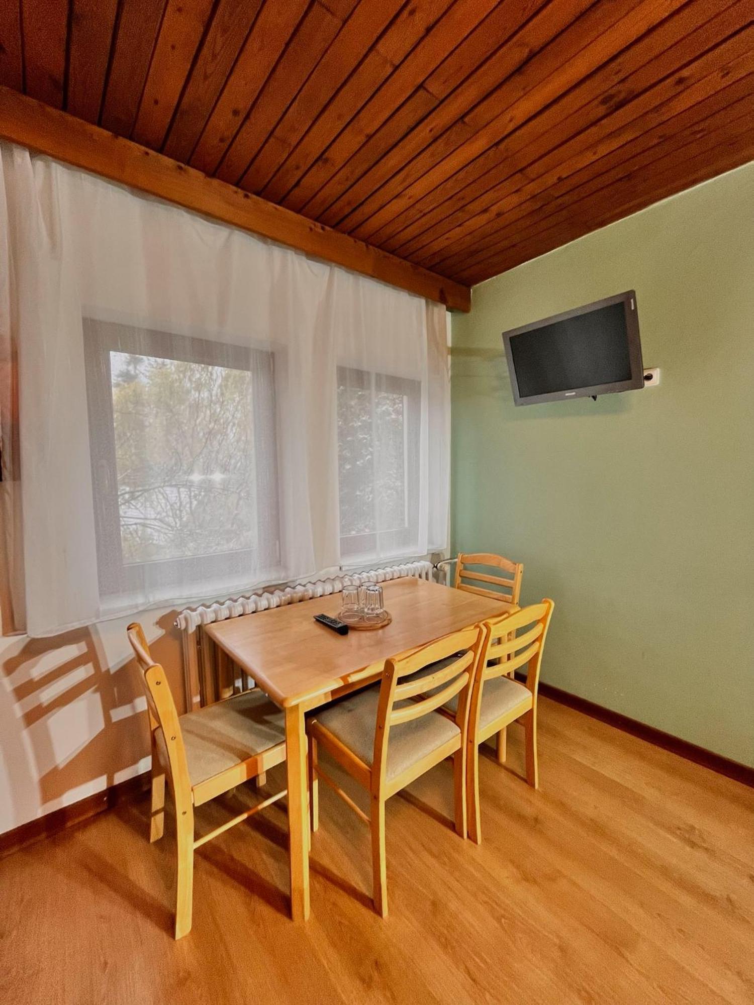 Vila Morava Hotel Liptovsky Mikulas Exterior photo
